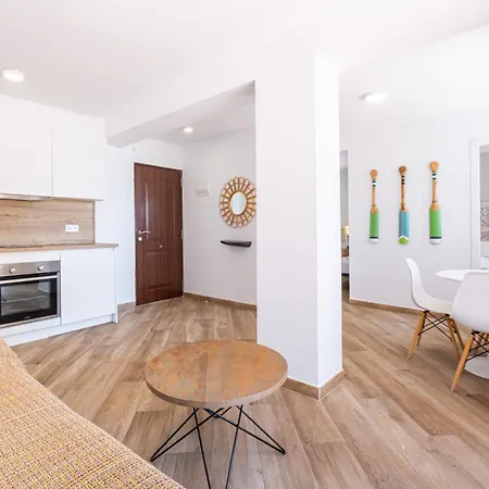 Penthouse El Pato 872 Levante Apartment *
